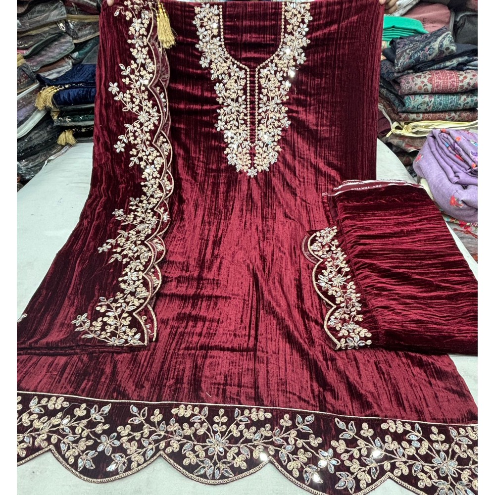 AADYA CRUSH MIRROR VELVETE VIRAL DESIGN (Winter Collection)