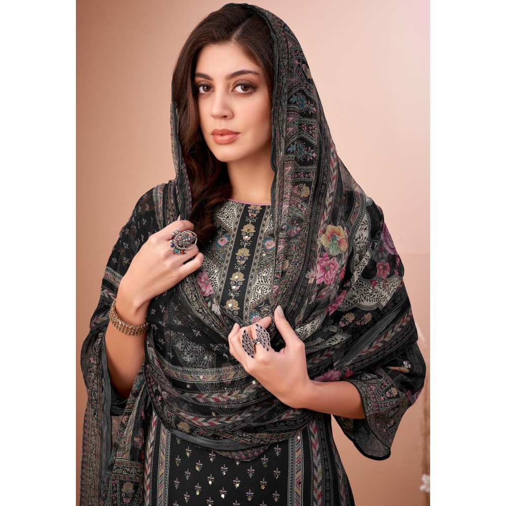 BLACK MIRROR ALOK SUITS 