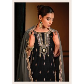 GUL BAHAAR VELVET MUMTAZ  (Winter Collection)