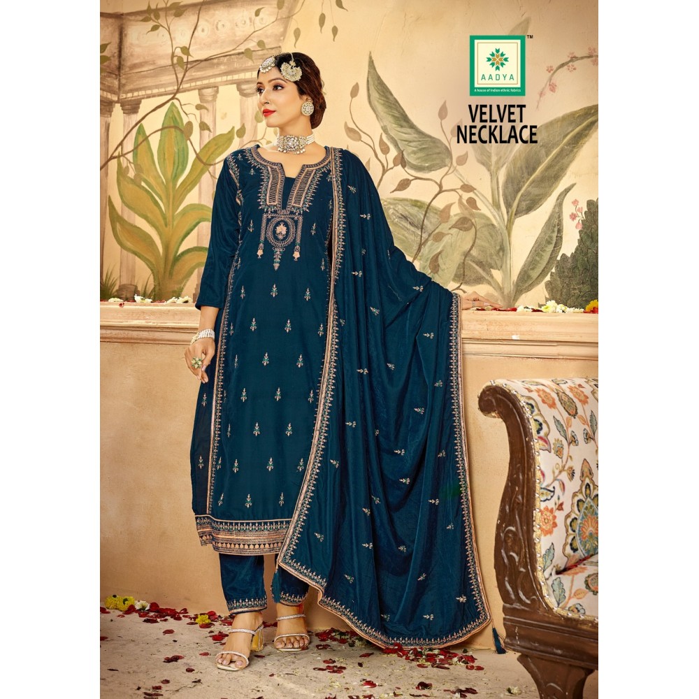 NECKLACE VELVET AADYA  (Winter Collection)