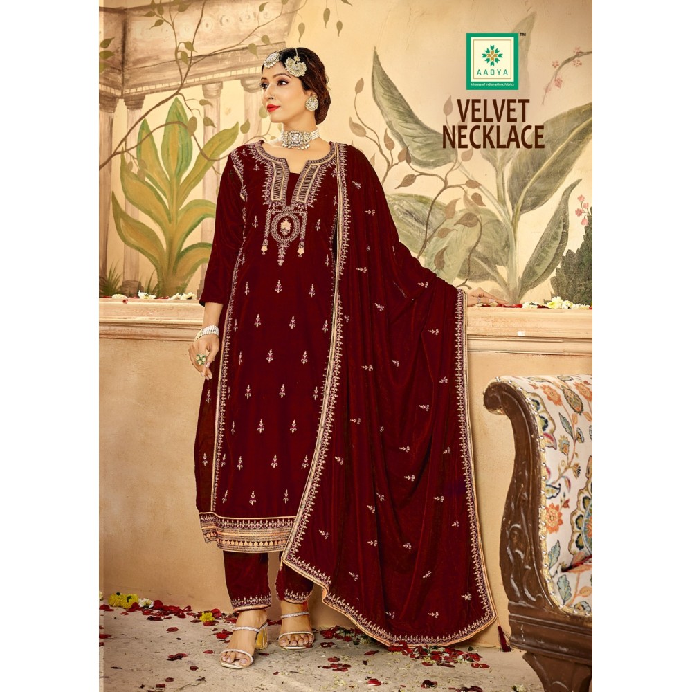 NECKLACE VELVET AADYA  (Winter Collection)